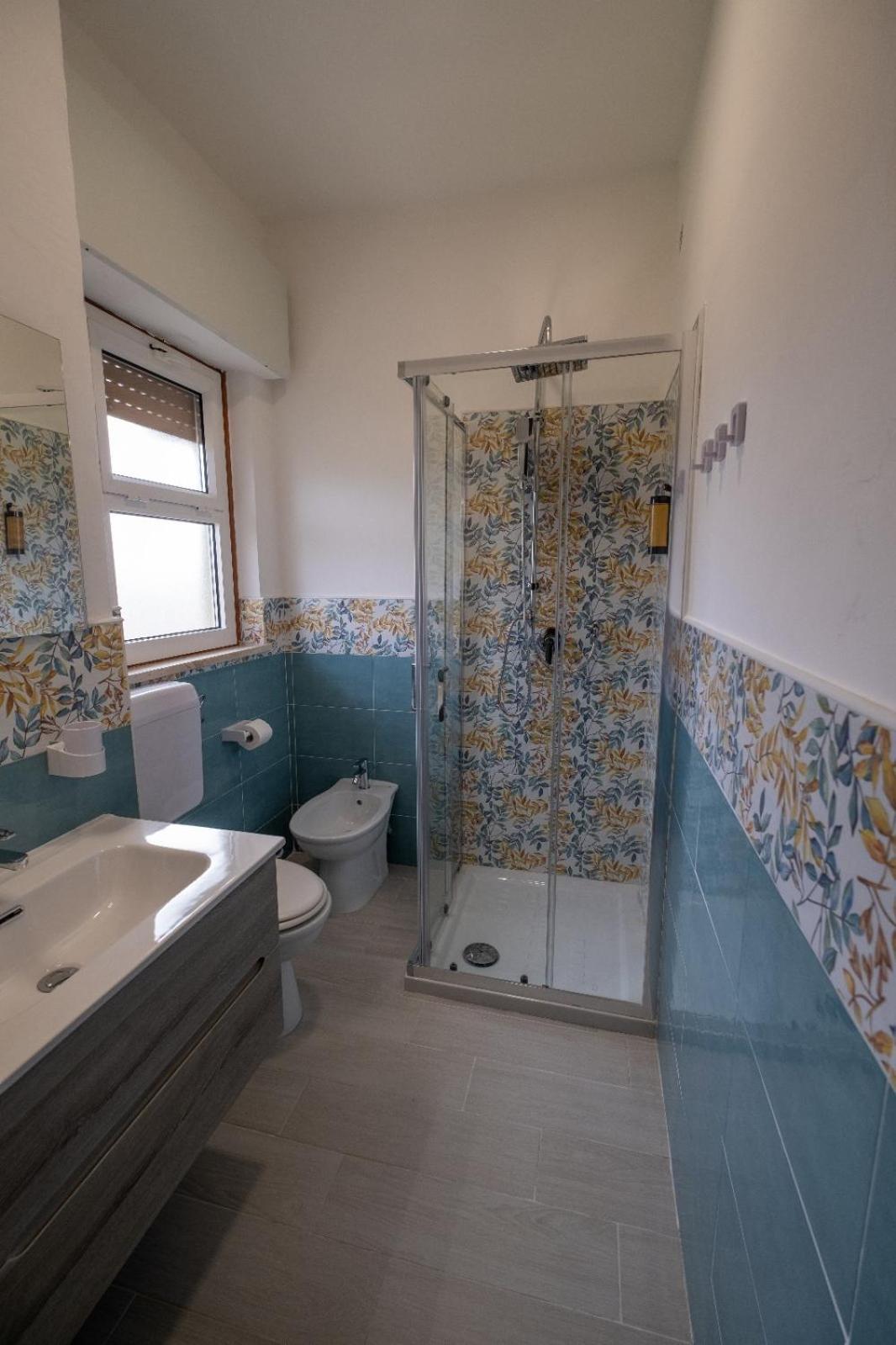 Room 112 Oltremare บาเกเรีย ภายนอก รูปภาพ
