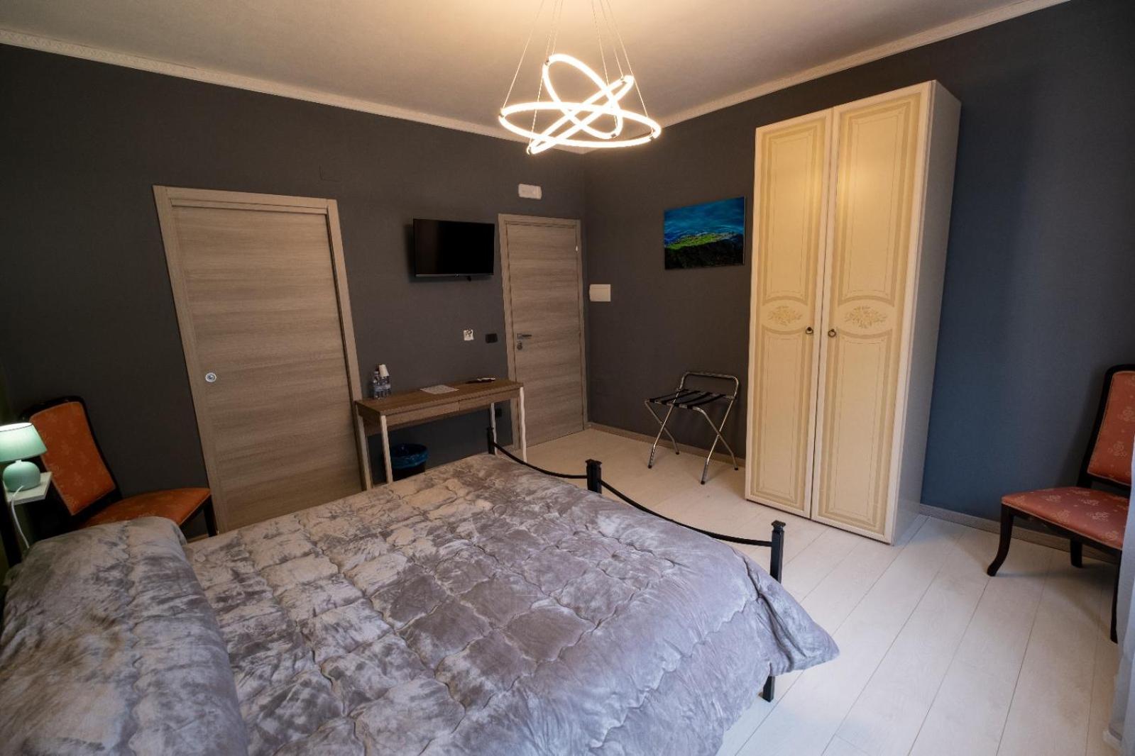 Room 112 Oltremare บาเกเรีย ภายนอก รูปภาพ