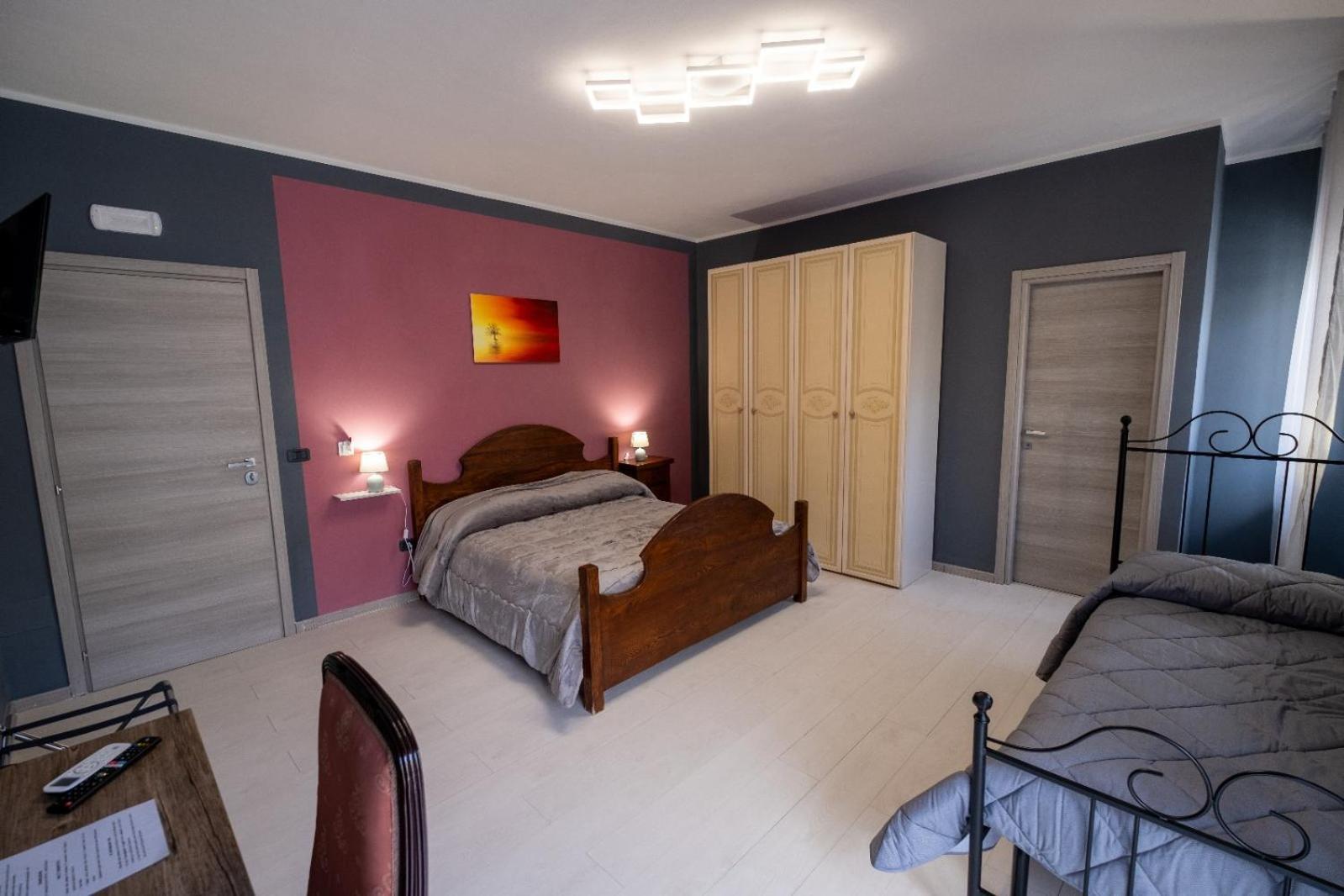 Room 112 Oltremare บาเกเรีย ภายนอก รูปภาพ